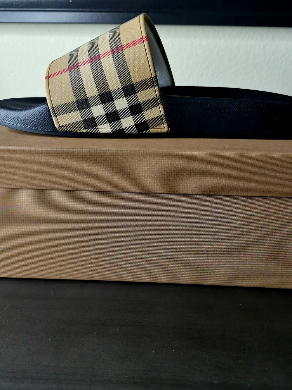 Burberry Men's Black Slide Sandals with Vintage Check Strap( No Authentic)